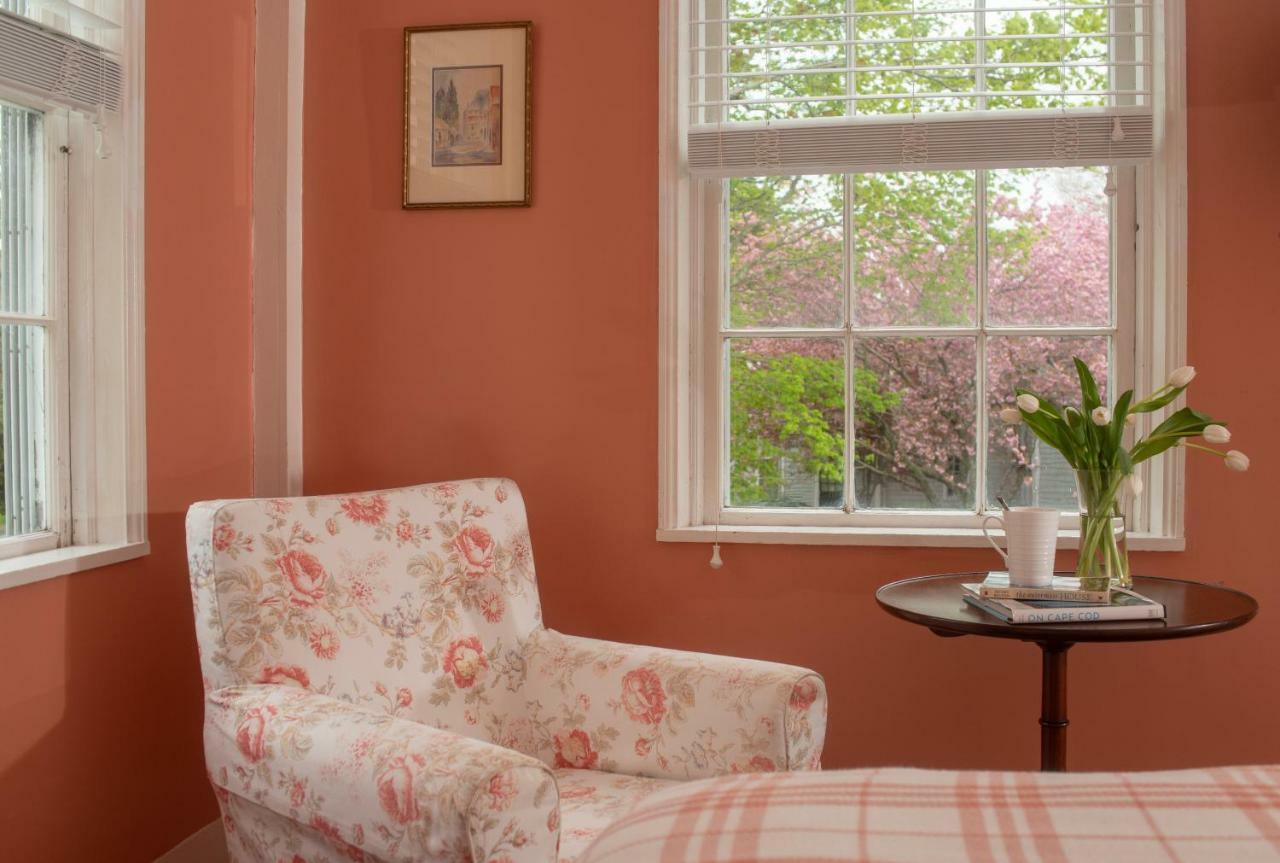 Village Inn Yarmouth Bagian luar foto