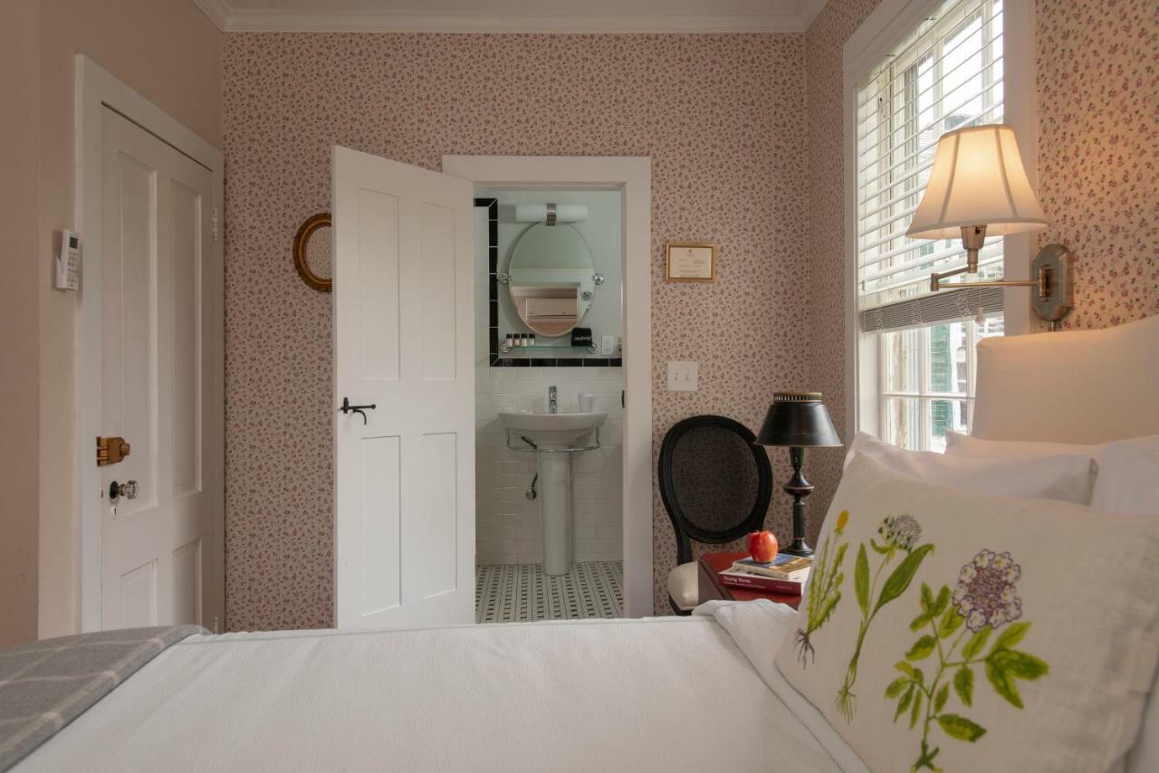 Village Inn Yarmouth Bagian luar foto